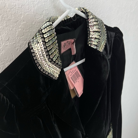 Woman’s Juicy Couture 
Black Velvet Blazer - Picture 5 of 9